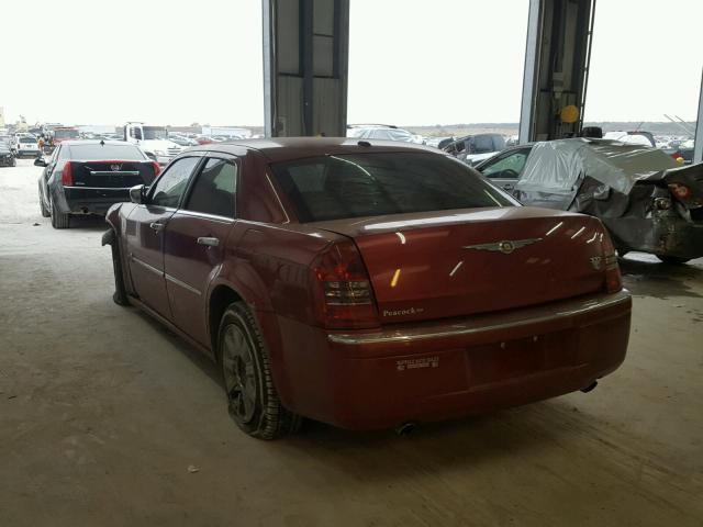 2C3LA63H37H762828 - 2007 CHRYSLER 300C RED photo 3