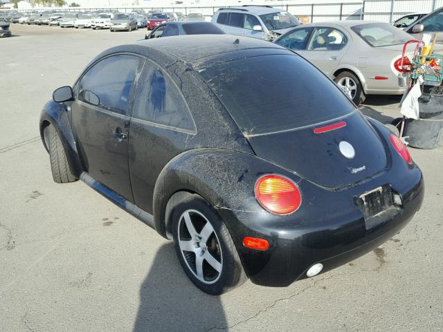 3VWED21C62M445550 - 2002 VOLKSWAGEN NEW BEETLE 黑色 照片 3