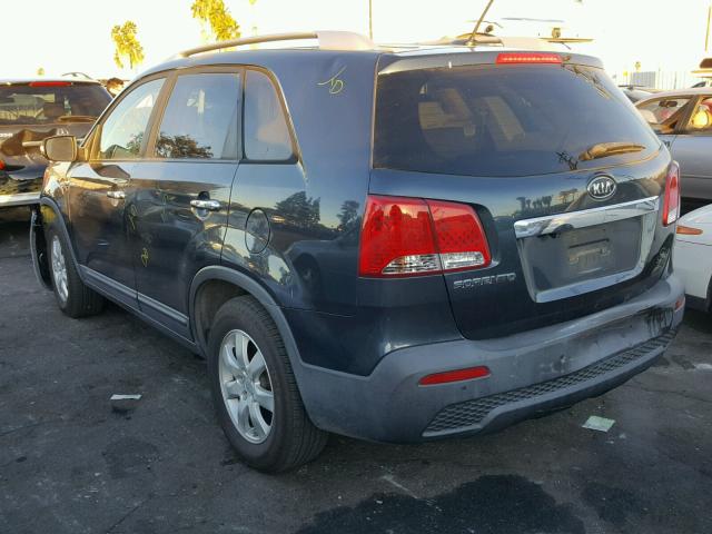 5XYKT4A17BG085334 - 2011 KIA SORENTO BA GRAY photo 3