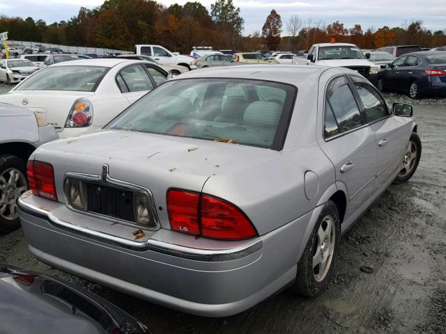 1LNHM87A2YY841959 - 2000 LINCOLN LS 银色 照片 4