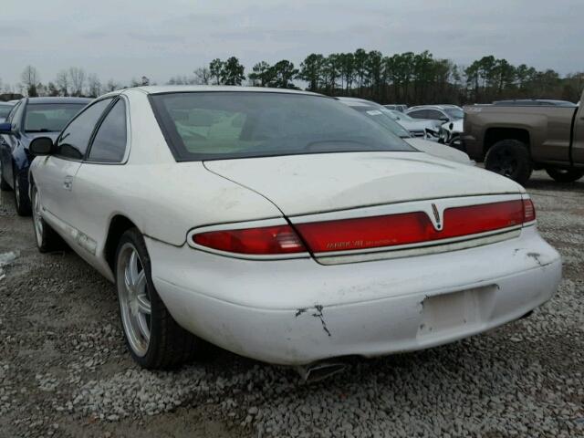 1LNFM92V5WY726311 - 1998 LINCOLN MARK VIII WHITE photo 3