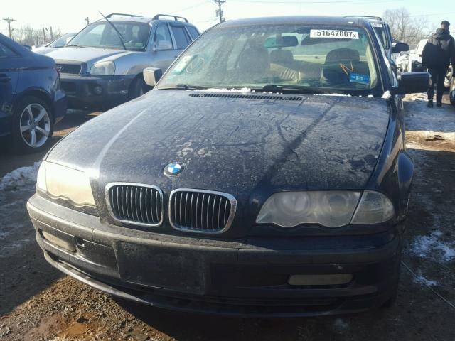 WBAAV33471FU91071 - 2001 BMW 325 I BLUE photo 9