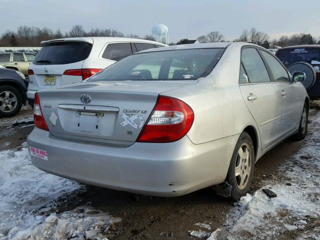 4T1BF32K72U506505 - 2002 TOYOTA CAMRY LE თაფლისფერი ფოტო 4