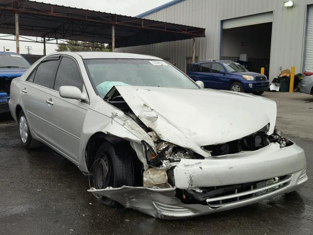 4T1BE32K13U156115 - 2003 TOYOTA CAMRY LE SILVER photo 1