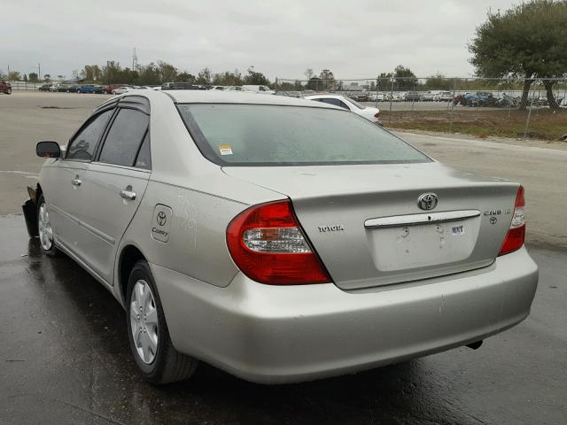 4T1BE32K13U156115 - 2003 TOYOTA CAMRY LE SILVER photo 3