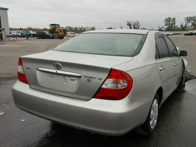 4T1BE32K13U156115 - 2003 TOYOTA CAMRY LE SILVER photo 4