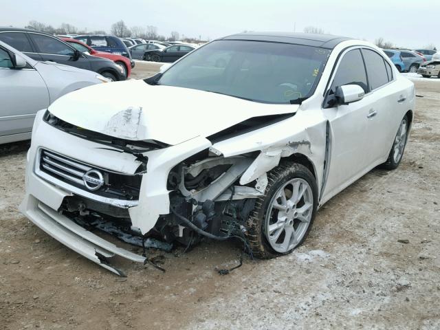 1N4AA5AP9CC830740 - 2012 NISSAN MAXIMA S WHITE photo 2