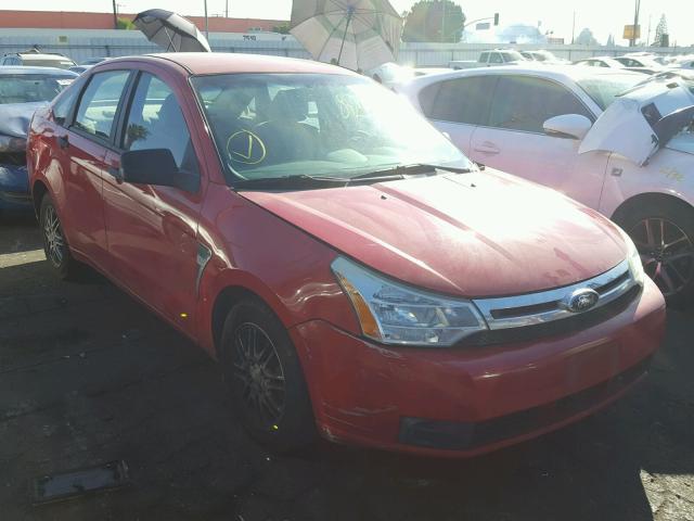 1FAHP35N78W145765 - 2008 FORD FOCUS SE RED photo 1