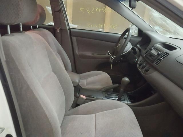 4T1BE32KX2U117683 - 2002 TOYOTA CAMRY LE 白色 照片 5