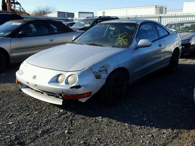 JH4DC4458YS000459 - 2000 ACURA INTEGRA LS SILVER photo 2