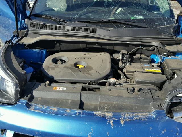 KNDJP3A50G7347437 - 2016 KIA SOUL + BLUE photo 7