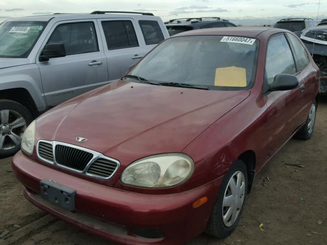 KLATA22601B598157 - 2001 DAEWOO LANOS S MAROON photo 2