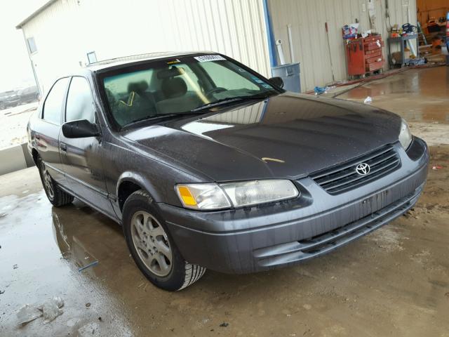 4T1BF22K3VU010681 - 1997 TOYOTA CAMRY CE GRAY photo 1