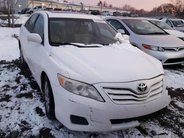 4T1BF3EK8AU531651 - 2010 TOYOTA CAMRY BASE WHITE photo 1