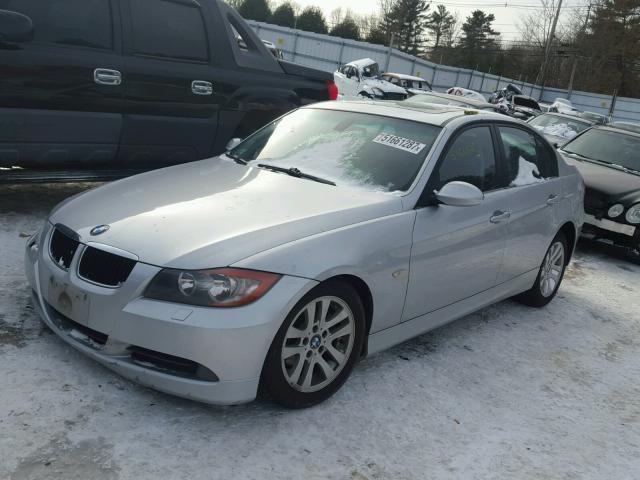 WBAVC93577KZ71243 - 2007 BMW 328 XI SILVER photo 2