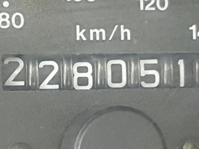 4S6CK58W1X4407019 - 1999 HONDA PASSPORT E 绿色 照片 8