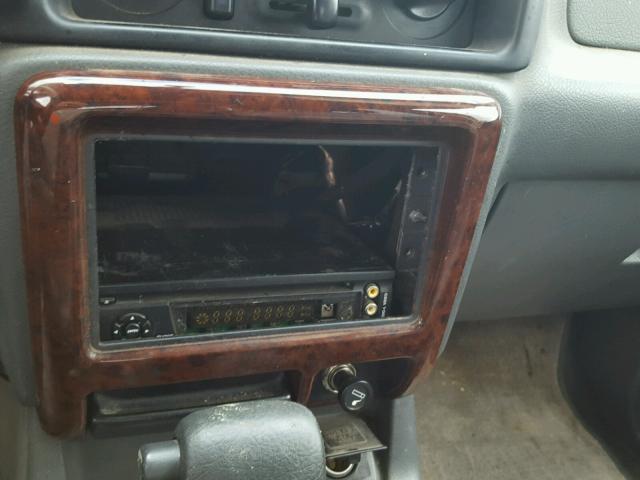 4S6CK58W1X4407019 - 1999 HONDA PASSPORT E 绿色 照片 9