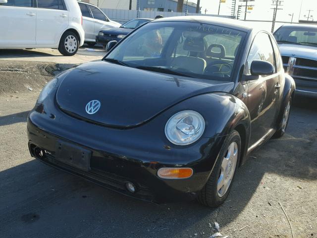 3VWCC21C9XM425973 - 1999 VOLKSWAGEN NEW BEETLE BLACK photo 2