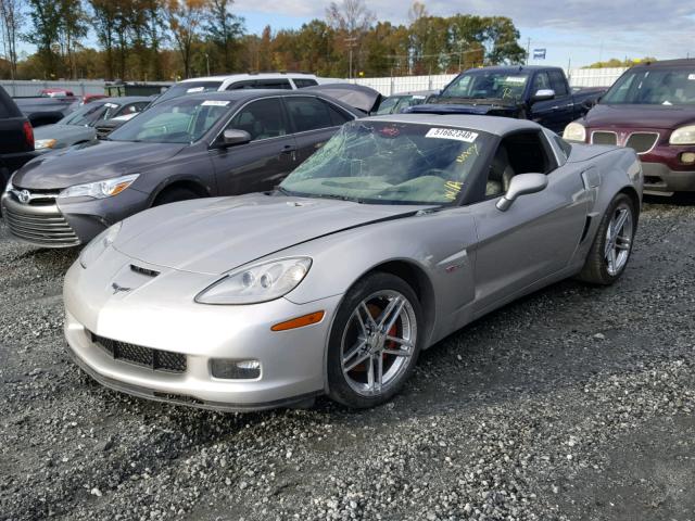 1G1YY26E875124050 - 2007 CHEVROLET CORVETTE Z SILVER photo 2