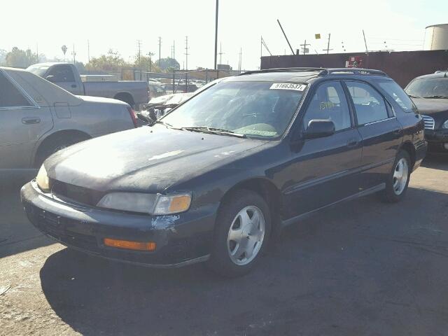 1HGCE1895VA004832 - 1997 HONDA ACCORD EX GREEN photo 2