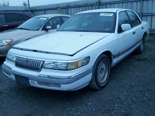 2MECM75W2NX639589 - 1992 MERCURY GRAND MARQ WHITE photo 2