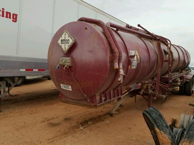 1E9T5362320039024 - 2002 OTHR TANKER MAROON photo 2