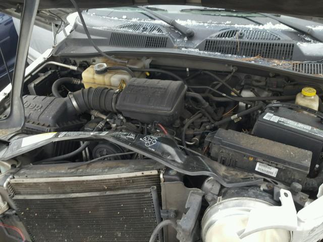 1J4GL48K32W277237 - 2002 JEEP LIBERTY SP SILVER photo 7