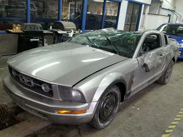 1ZVHT80N595119745 - 2009 FORD MUSTANG GRAY photo 2