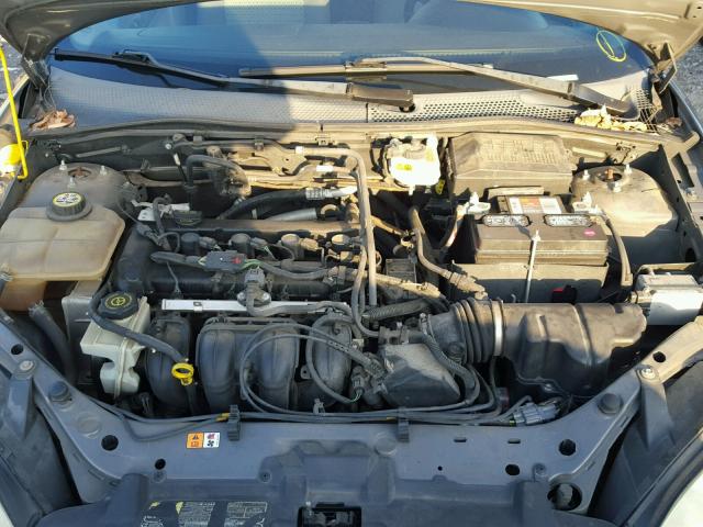 1FAFP34N76W212368 - 2006 FORD FOCUS ZX4 GRAY photo 7