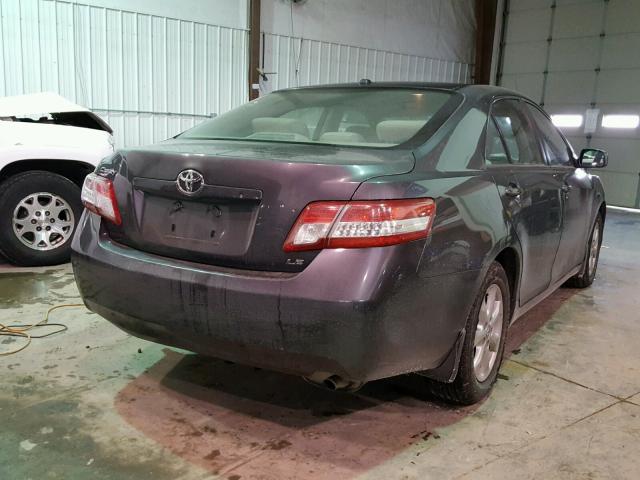 4T4BF3EK6BR109935 - 2011 TOYOTA CAMRY BASE GRAY photo 4