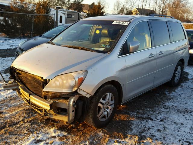 5FNRL38786B433013 - 2006 HONDA ODYSSEY EX SILVER photo 2