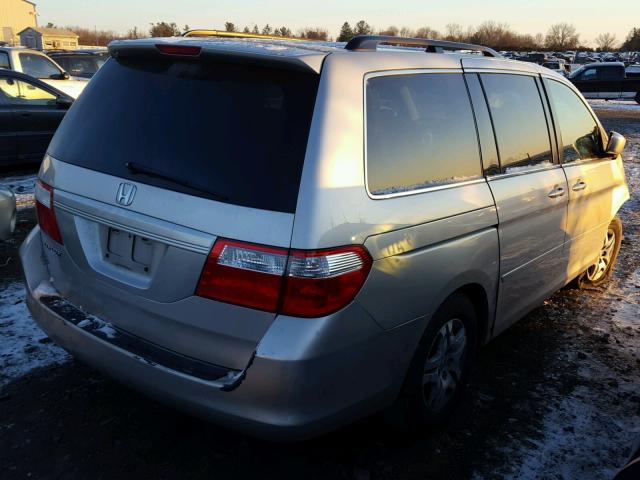 5FNRL38786B433013 - 2006 HONDA ODYSSEY EX SILVER photo 4