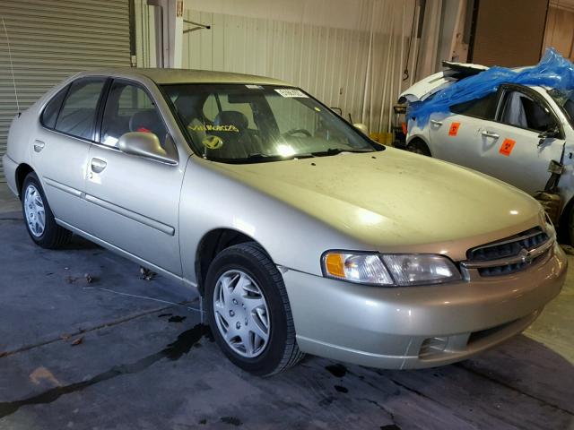 1N4DL01D3WC161028 - 1998 NISSAN ALTIMA XE TAN photo 1