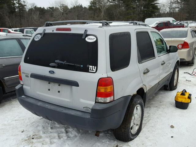 1FMYU93103KC34742 - 2003 FORD ESCAPE XLT SILVER photo 4