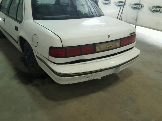 2G1WL54T5P1162636 - 1993 CHEVROLET LUMINA WHITE photo 9