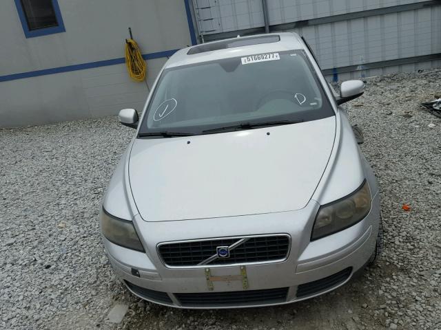 YV1MS382172278238 - 2007 VOLVO S40 2.4I SILVER photo 9