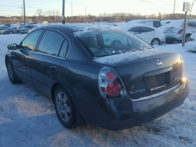 1N4AL11D05C384263 - 2005 NISSAN ALTIMA S GRAY photo 3