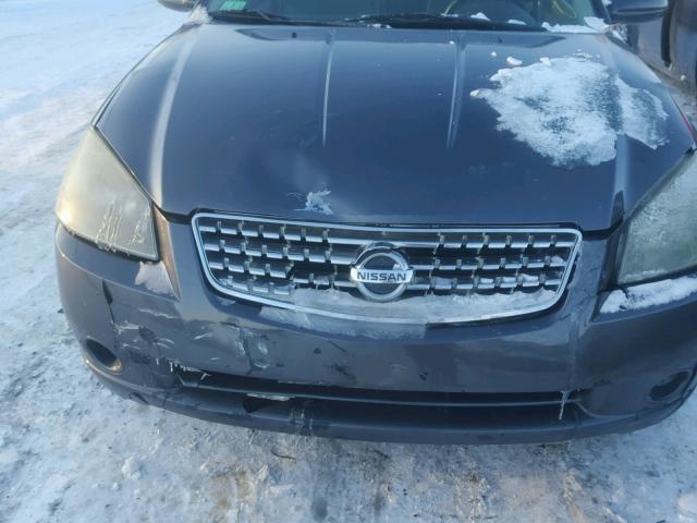 1N4AL11D05C384263 - 2005 NISSAN ALTIMA S GRAY photo 9