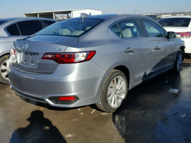 19UDE2F32JA000868 - 2018 ACURA ILX BASE SILVER photo 4