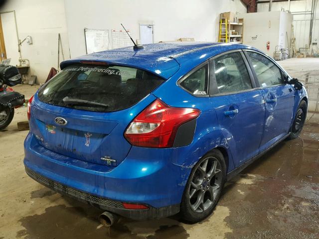 1FADP3K20EL122849 - 2014 FORD FOCUS SE BLUE photo 4