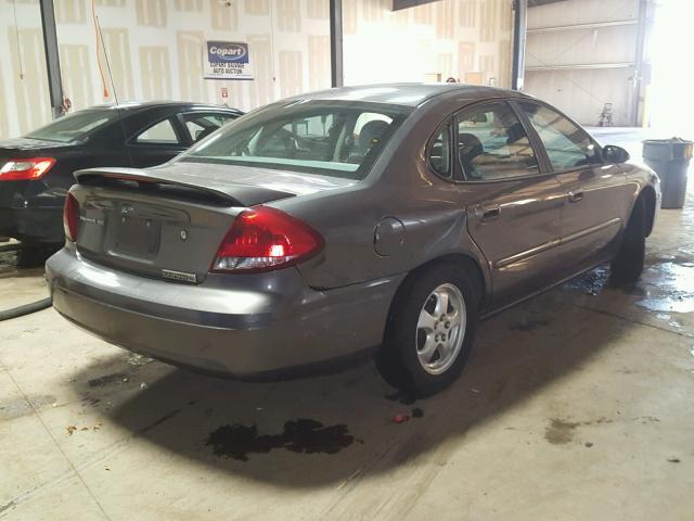 1FAFP53255A207913 - 2005 FORD TAURUS SE GRAY photo 4