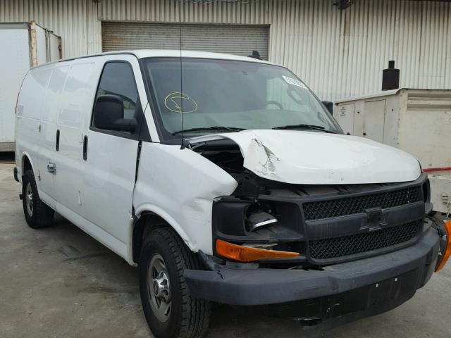 1GCWGAFF8G1135237 - 2016 CHEVROLET EXPRESS G2 WHITE photo 1