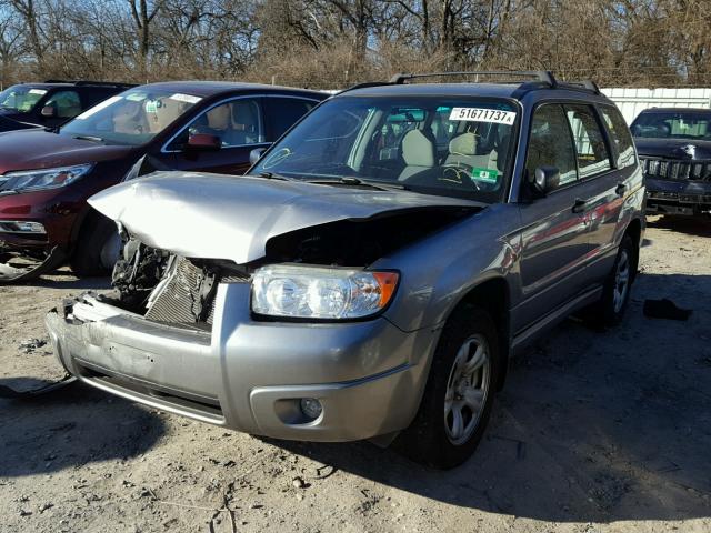 JF1SG63657H725280 - 2007 SUBARU FORESTER 2 GRAY photo 2