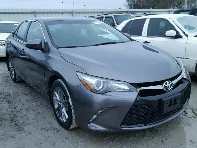 4T1BF1FK2FU480352 - 2015 TOYOTA CAMRY LE GRAY photo 1