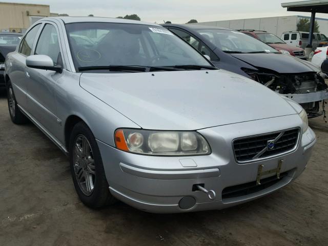 YV1RS592252461595 - 2005 VOLVO S60 2.5T SILVER photo 1