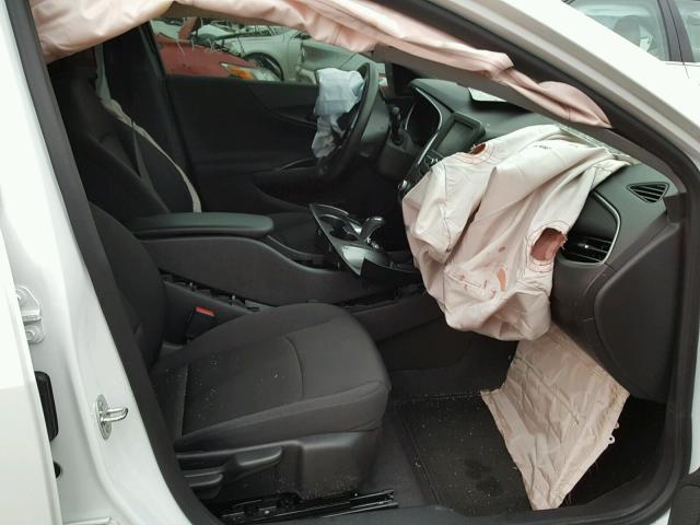 1G1ZB5ST0HF147104 - 2017 CHEVROLET MALIBU LS WHITE photo 5