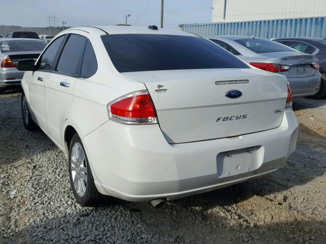 1FAHP3HN2AW177931 - 2010 FORD FOCUS SEL WHITE photo 3