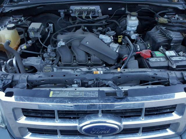 1FMCU03178KE82984 - 2008 FORD ESCAPE XLT GRAY photo 7