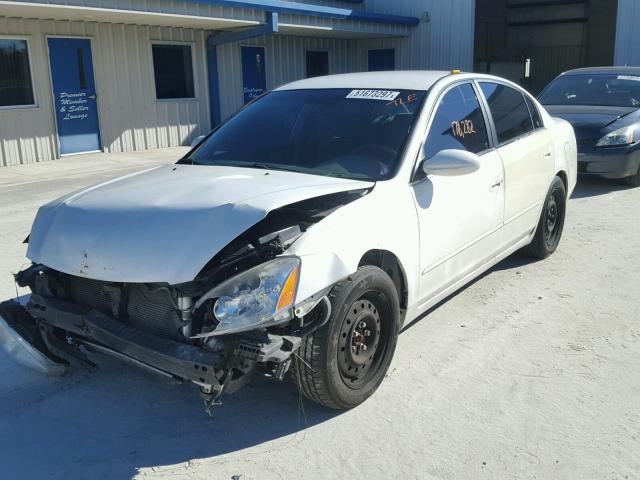 1N4AL11D93C220698 - 2003 NISSAN ALTIMA BAS WHITE photo 2