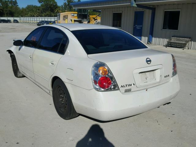 1N4AL11D93C220698 - 2003 NISSAN ALTIMA BAS WHITE photo 3